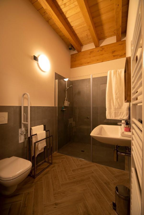 Agriturismo Monsereno Horses Imbersago Exterior photo